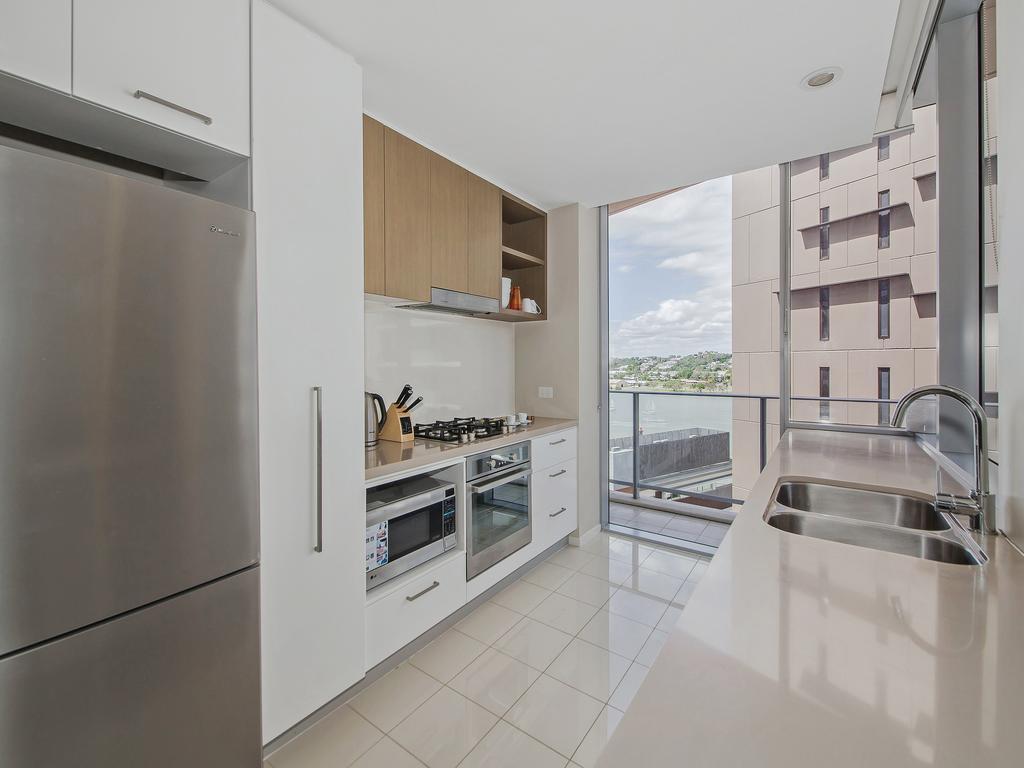 בריסביין Link Portside Wharf Apartment Hotel מראה חיצוני תמונה
